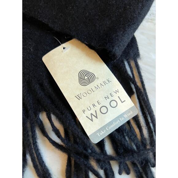 Bali Lambswool Fringed Scarf Black - Picture 5 of 6